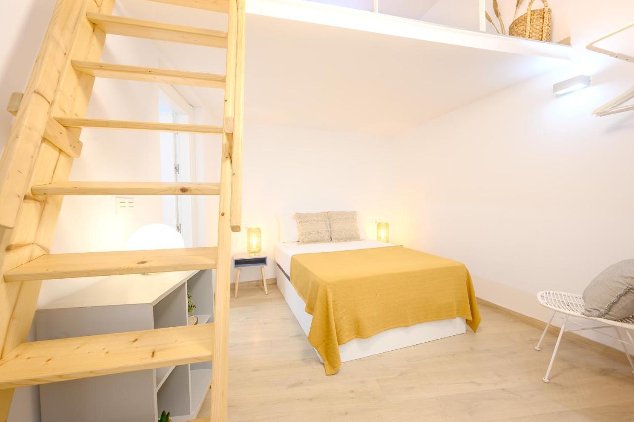 Modern 3 Bedroom, City Center With Patio & High Ceilings By 10Tosea Málaga Exterior foto