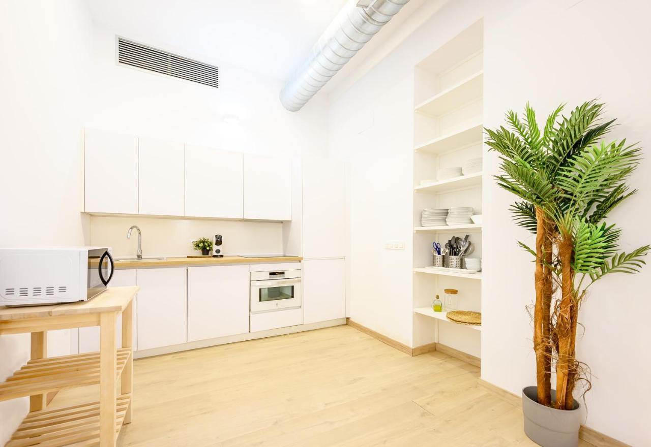 Modern 3 Bedroom, City Center With Patio & High Ceilings By 10Tosea Málaga Exterior foto